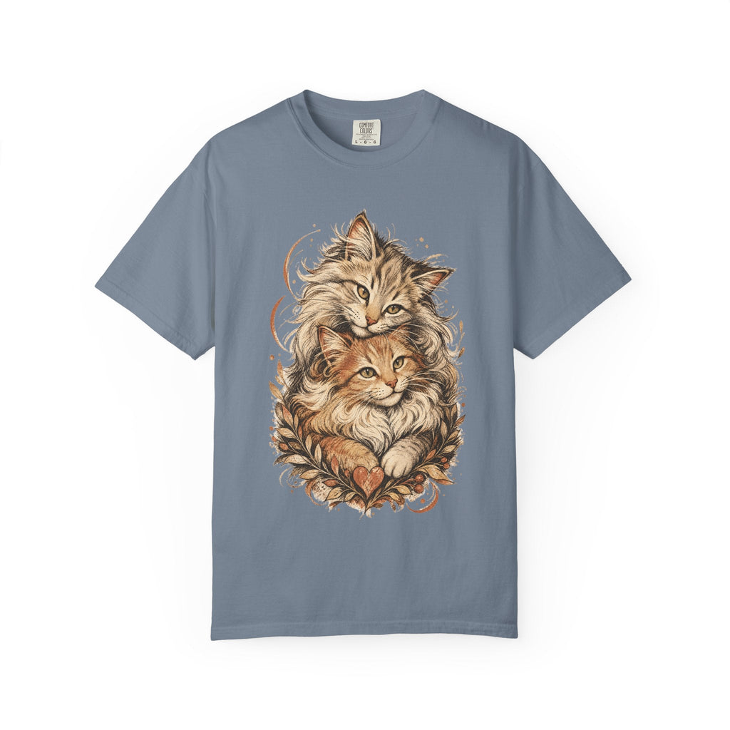Cat Lovers Vintage Art T-Shirt — Cozy Fluffy Cats Illustration